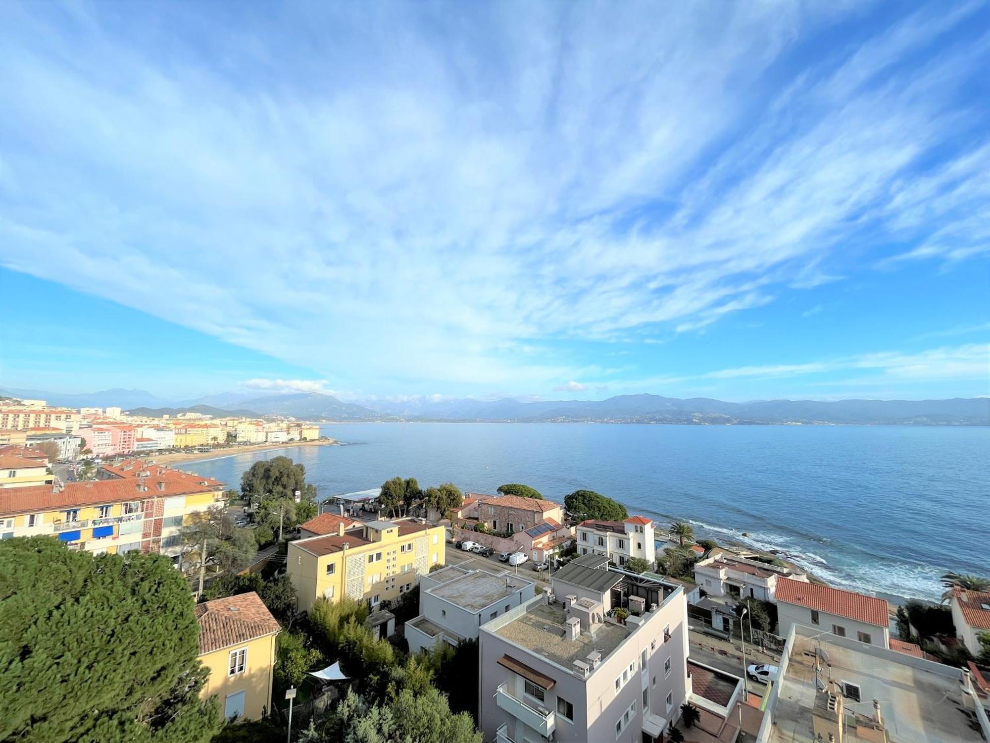 Appartement Vue Mer Carmino Ajaccio Ajaccio  Dış mekan fotoğraf